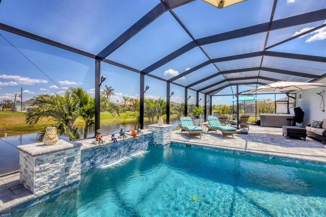226 W PINE VALLEY LANE, Rotonda West, FL 33947