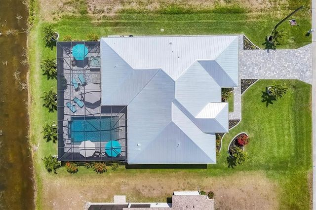 226 W PINE VALLEY LANE, Rotonda West, FL 33947