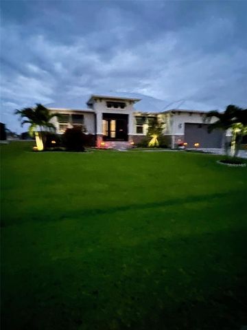 226 W PINE VALLEY LANE, Rotonda West, FL 33947