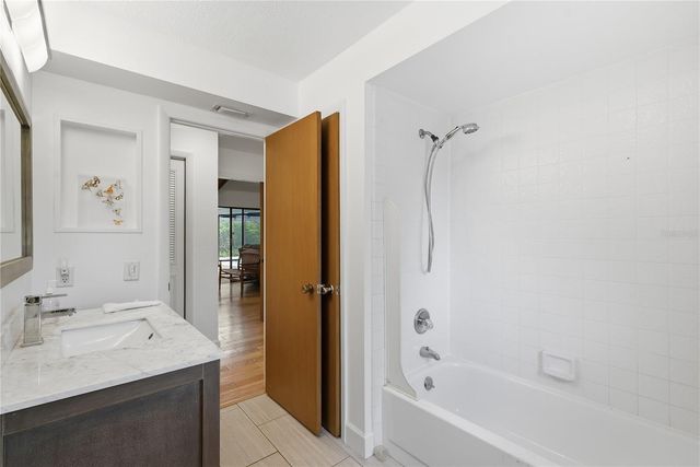 3705 NW 25TH AVENUE, Gainesville, FL 32605