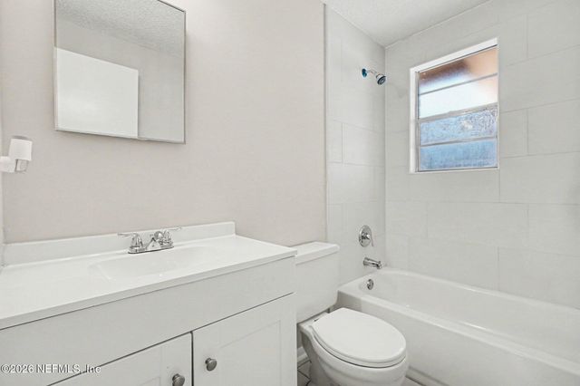 4226 LOYS Drive, Jacksonville, FL 32246