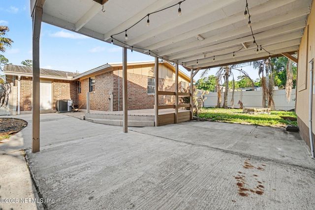 4226 LOYS Drive, Jacksonville, FL 32246