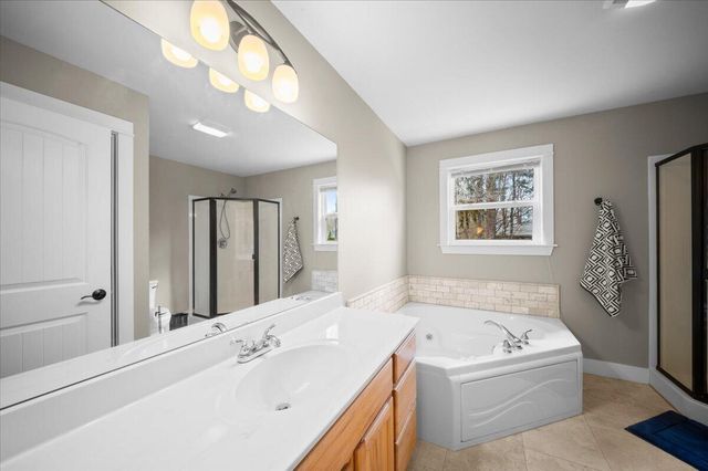 863 Cedar Woods Trail, Muskegon, MI 49441