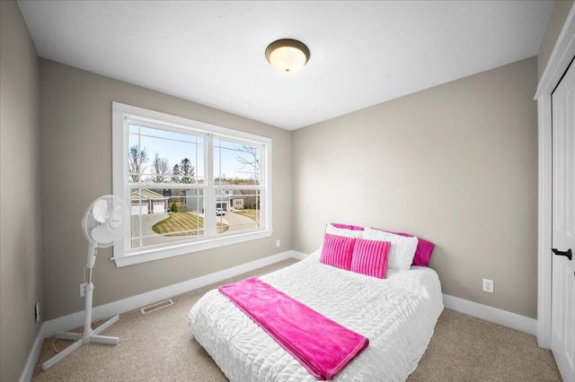 863 Cedar Woods Trail, Muskegon, MI 49441