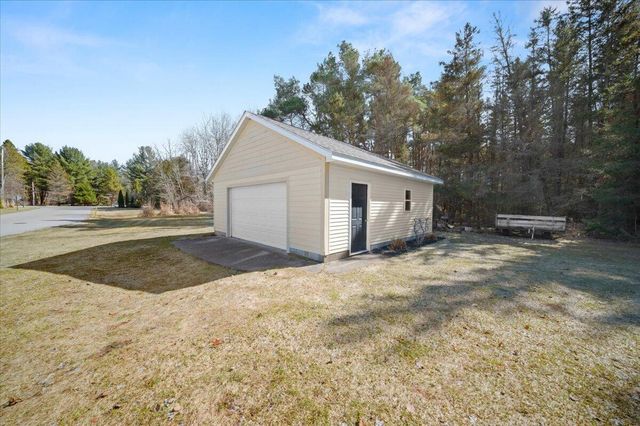 863 Cedar Woods Trail, Muskegon, MI 49441