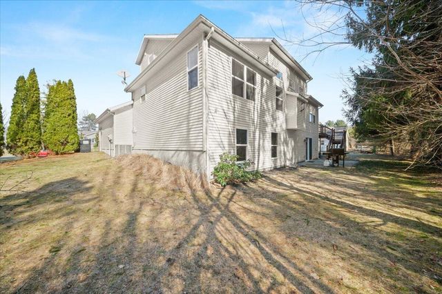 863 Cedar Woods Trail, Muskegon, MI 49441