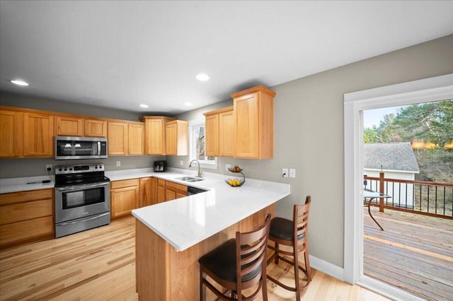 863 Cedar Woods Trail, Muskegon, MI 49441