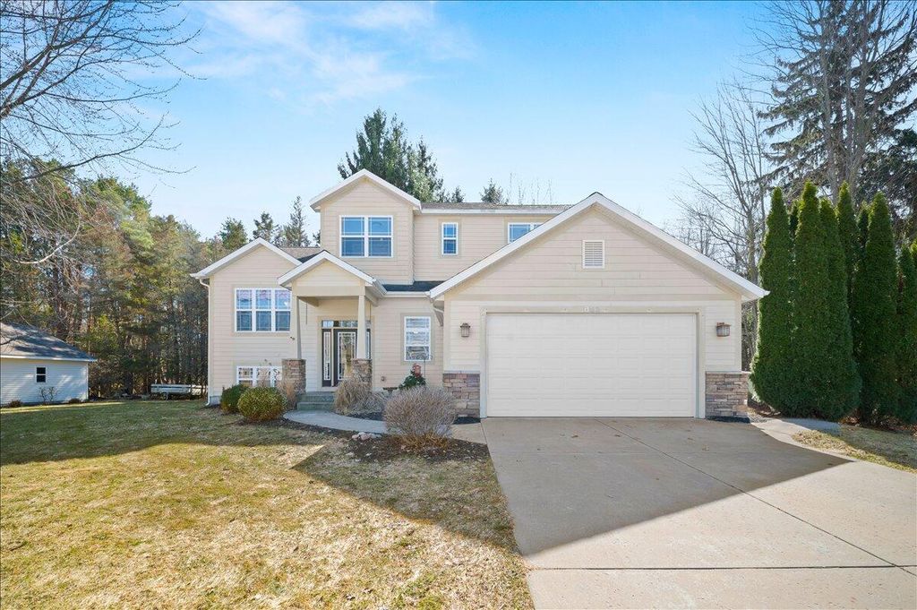 863 Cedar Woods Trail, Muskegon, MI 49441