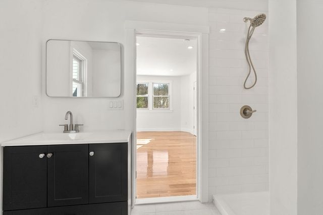 925 Washington Street, Franklin, MA 02038