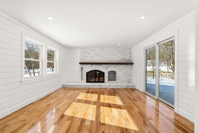 925 Washington Street, Franklin, MA 02038