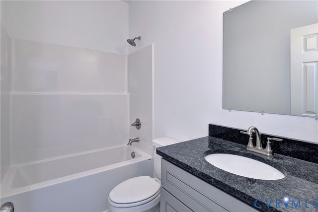 321 Pointers Dr, West Point, VA 23181