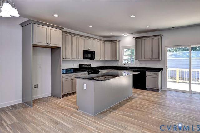 321 Pointers Dr, West Point, VA 23181