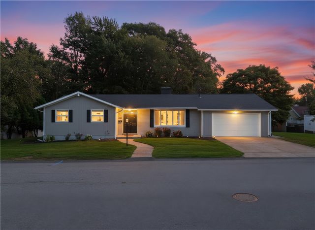 27 West River Parkway, North Providence, RI 02904