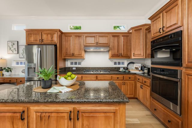 797 Grandview Dr, Auburn, CA 95603