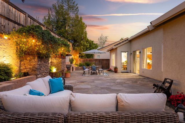 797 Grandview Dr, Auburn, CA 95603