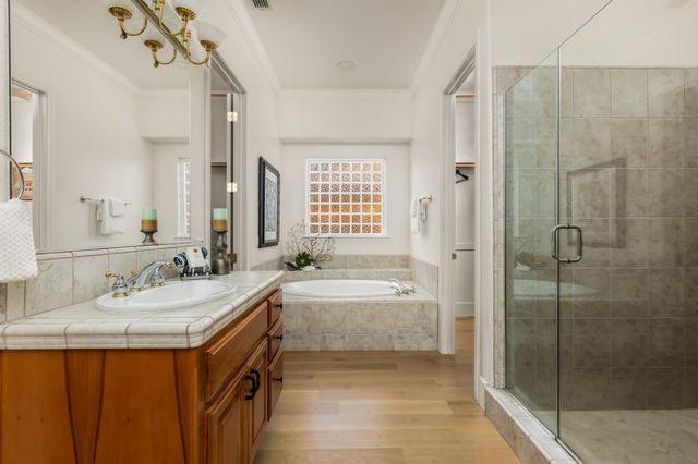 797 Grandview Dr, Auburn, CA 95603