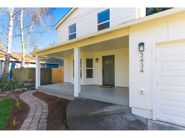 3434 Se ROCKWOOD St, Milwaukie, OR 97222
