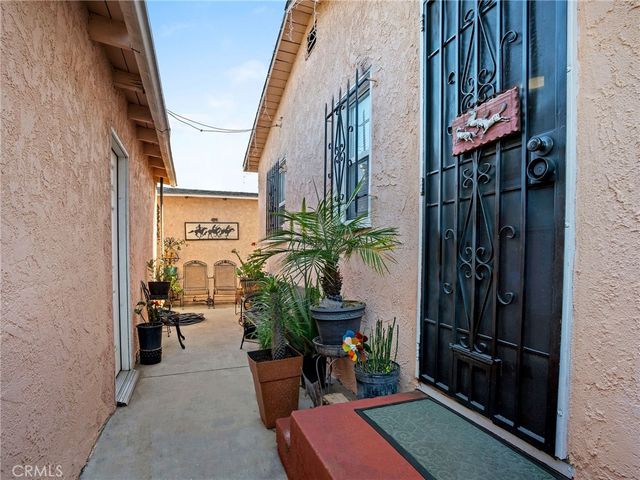 12400 S Wilmington, Compton, CA 90222