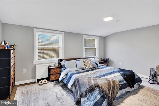 24 TULIP LN, Fleetwood, PA 19522