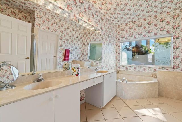 2054 Henley Place, Wellington, FL 33414