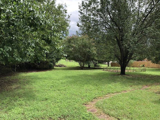 314 Castlewood Dr, Mount Juliet, TN 37122