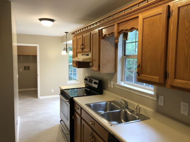 314 Castlewood Dr, Mount Juliet, TN 37122
