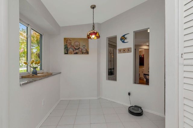 435 LAKEVIEW DRIVE, Oldsmar, FL 34677