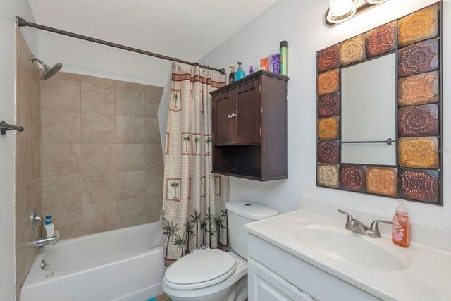 435 LAKEVIEW DRIVE, Oldsmar, FL 34677