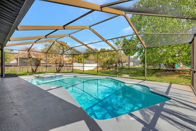 435 LAKEVIEW DRIVE, Oldsmar, FL 34677