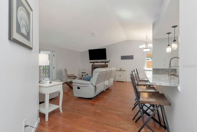 435 LAKEVIEW DRIVE, Oldsmar, FL 34677