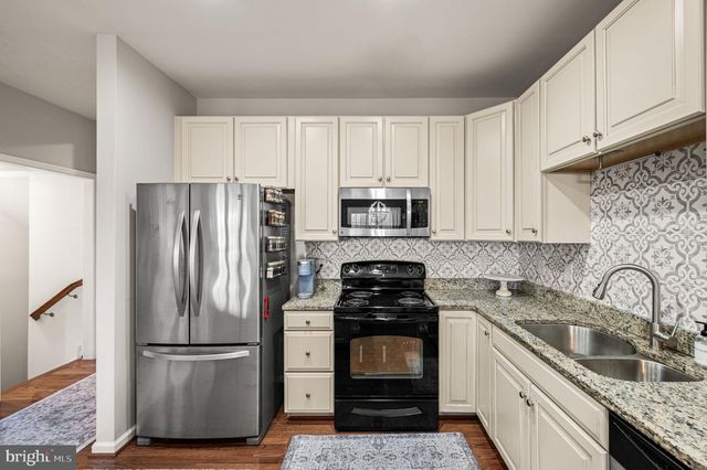 181 TULSK RD, Avondale, PA 19311