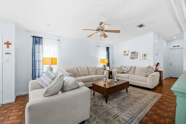 202 Sandy Bottom Place A-09, Fort Pierce, FL 34982