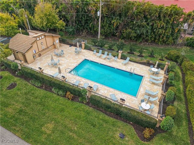 14589 Laguna DR, Fort Myers, FL 33908