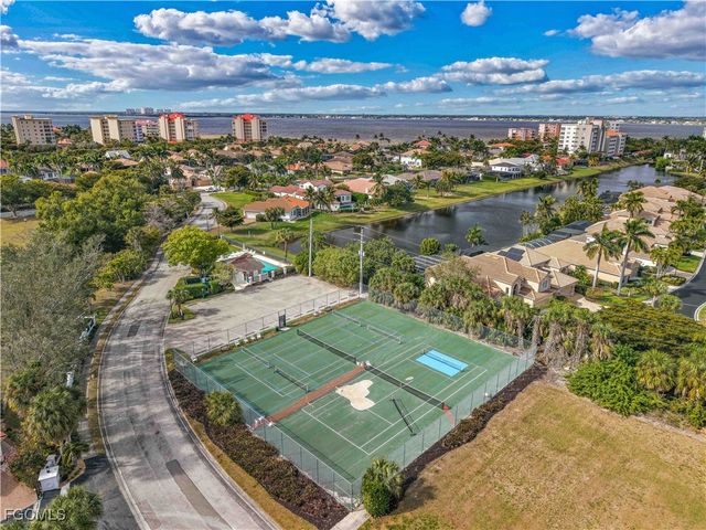 14589 Laguna DR, Fort Myers, FL 33908