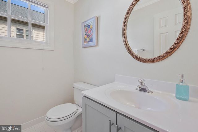 1451 CEDAR AVE, Mclean, VA 22101