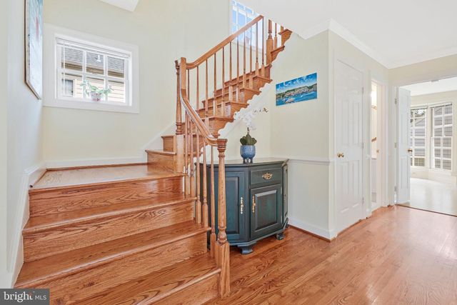 1451 CEDAR AVE, Mclean, VA 22101