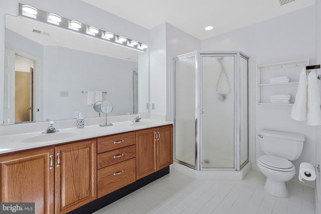 1451 CEDAR AVE, Mclean, VA 22101