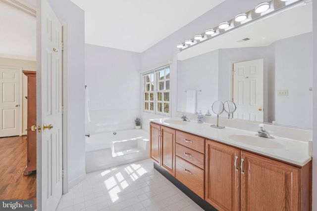 1451 CEDAR AVE, Mclean, VA 22101
