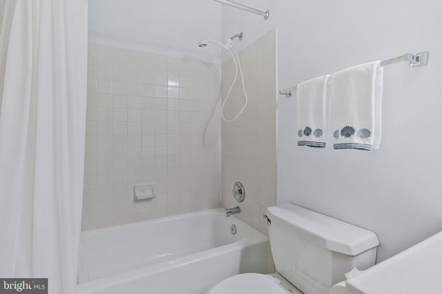 1451 CEDAR AVE, Mclean, VA 22101