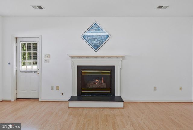 1451 CEDAR AVE, Mclean, VA 22101