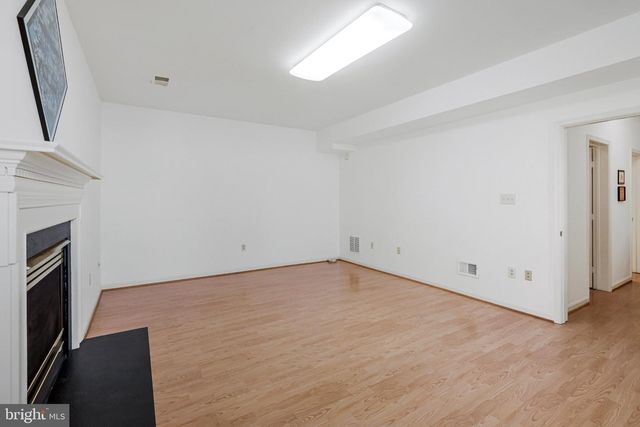 1451 CEDAR AVE, Mclean, VA 22101