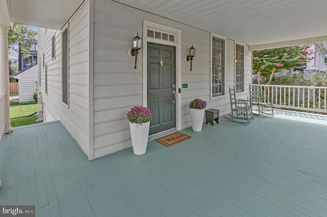 1451 CEDAR AVE, Mclean, VA 22101