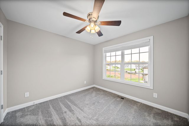 1176 Meadowhill Ln Unit B, Clarksville, TN 37043