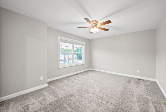 1176 Meadowhill Ln Unit B, Clarksville, TN 37043