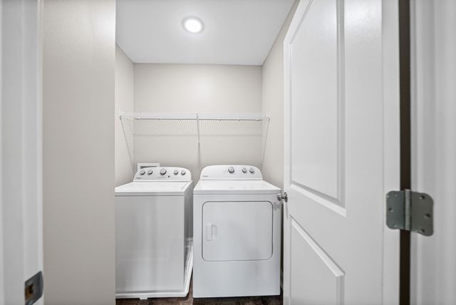 1176 Meadowhill Ln Unit B, Clarksville, TN 37043