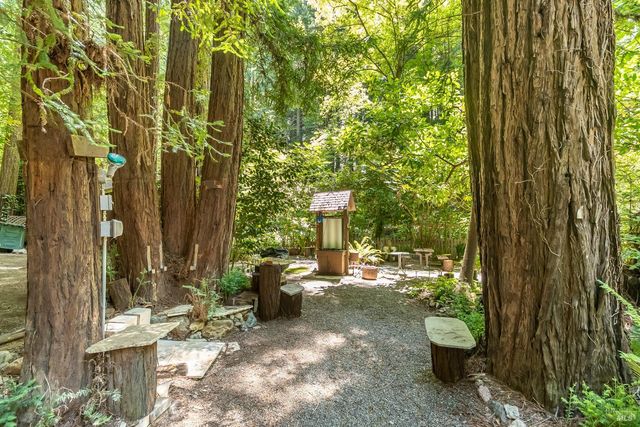 7001 Lucas Valley Rd, Nicasio, CA 94946