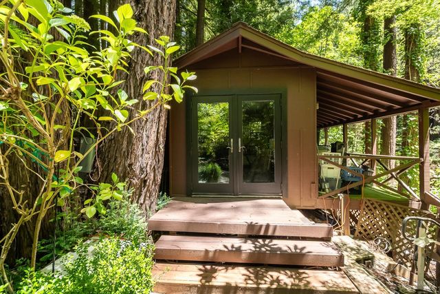 7001 Lucas Valley Rd, Nicasio, CA 94946