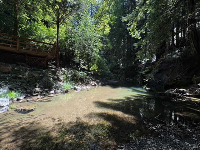 7001 Lucas Valley Rd, Nicasio, CA 94946