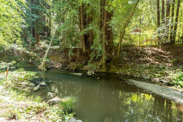 7001 Lucas Valley Rd, Nicasio, CA 94946