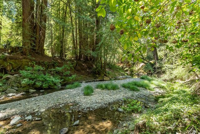 7001 Lucas Valley Rd, Nicasio, CA 94946